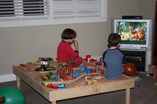 children watching TV photo